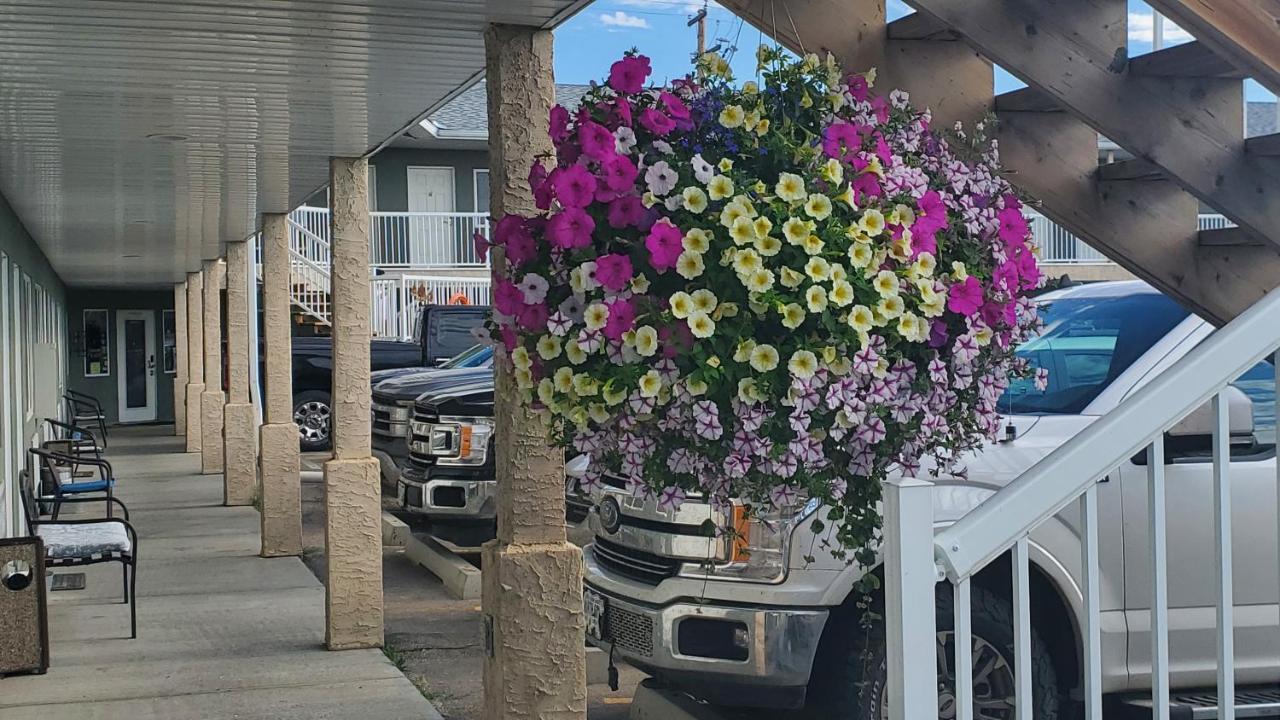 Shoreside Inn & Suites Wabamun Eksteriør bilde